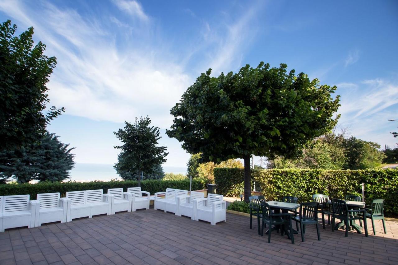 Hotel Bellavista Porto San Giorgio Esterno foto