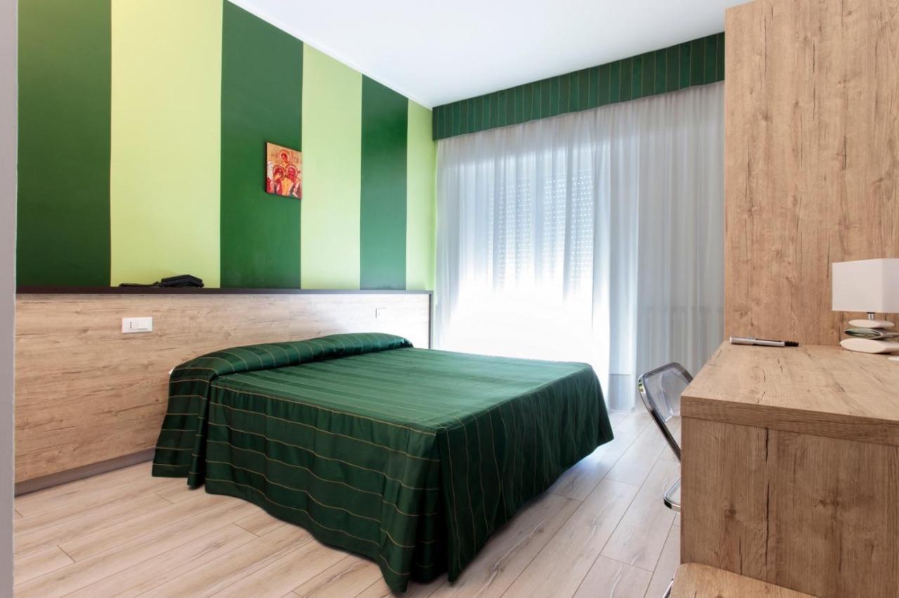 Hotel Bellavista Porto San Giorgio Esterno foto